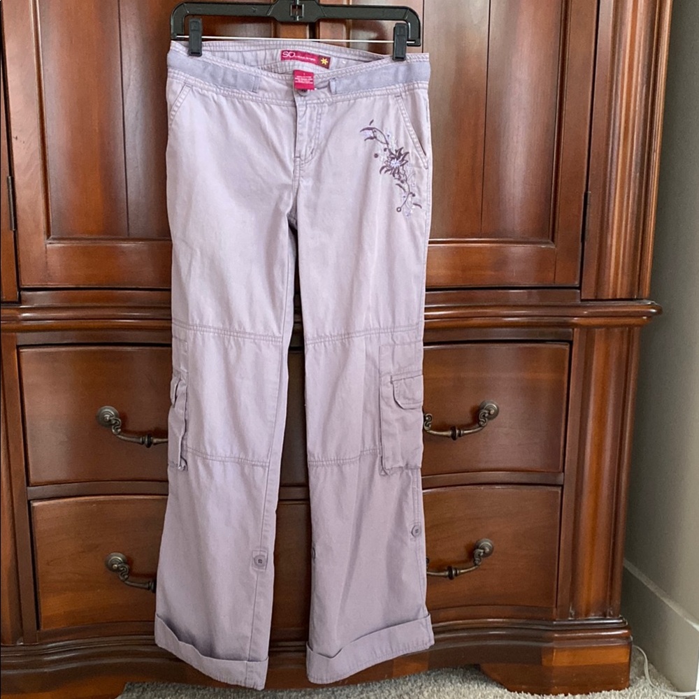 SO Light Gray Cargo Pants with Embroidery